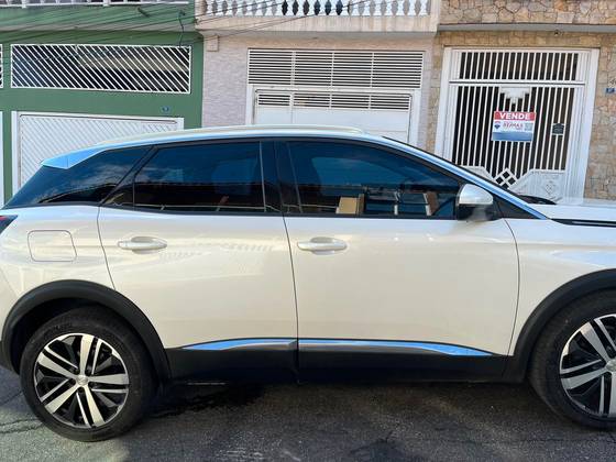 PEUGEOT 3008 1.6 GRIFFE THP 16V GASOLINA 4P AUTOMÁTICO PEUGEOT 3008 1.6 GRIFFE THP 16V GASOLINA 4P AUTOMÁTICO